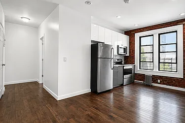 14 Thayer Street