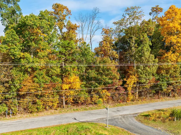 Mountain Pink Rd, Bloomsburg, PA 17815