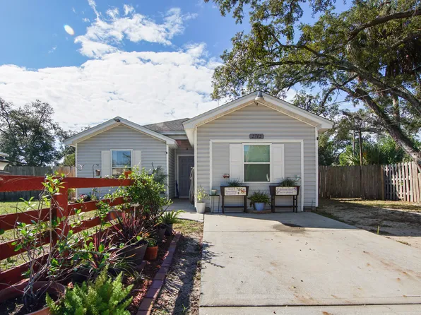 2703 W 18th St, Panama City, FL 32405