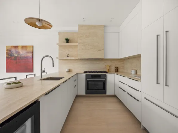 56 Quincy Street image 5 of 17