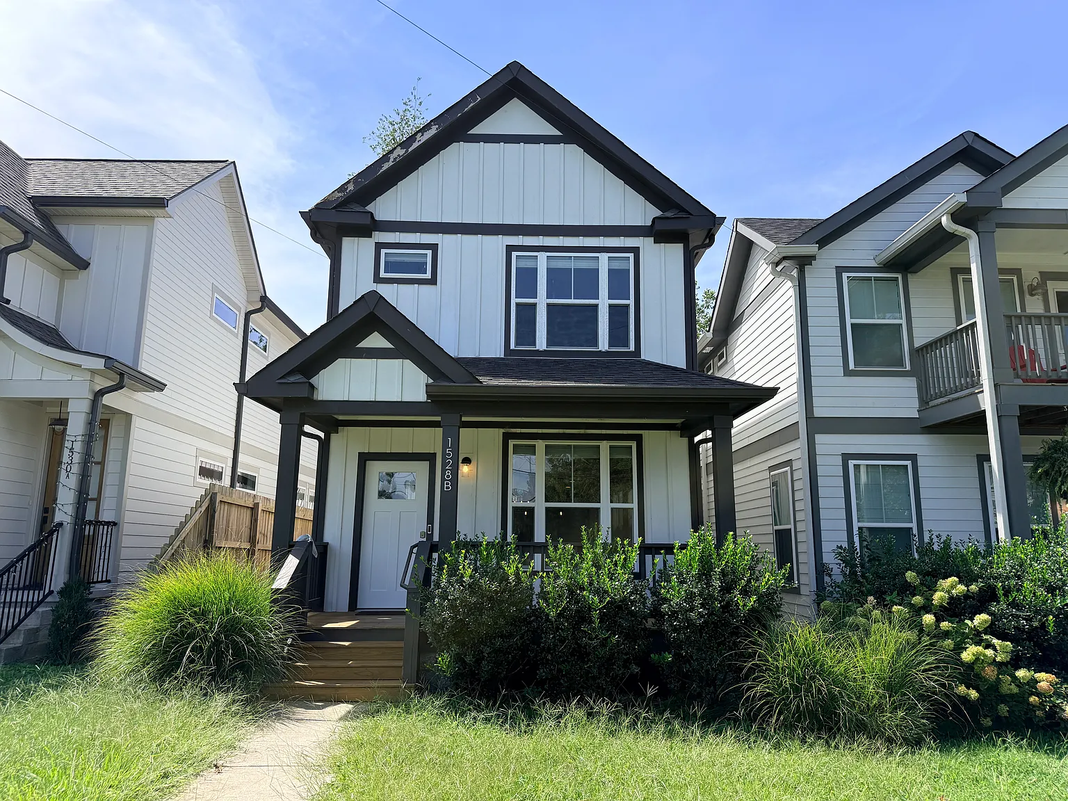 4 bed, 2482 sqft, $4,150 — Photo 1