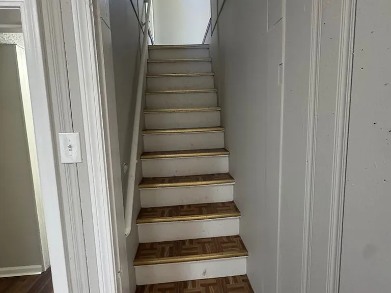 9611 Dunlap Ave — Photo 22