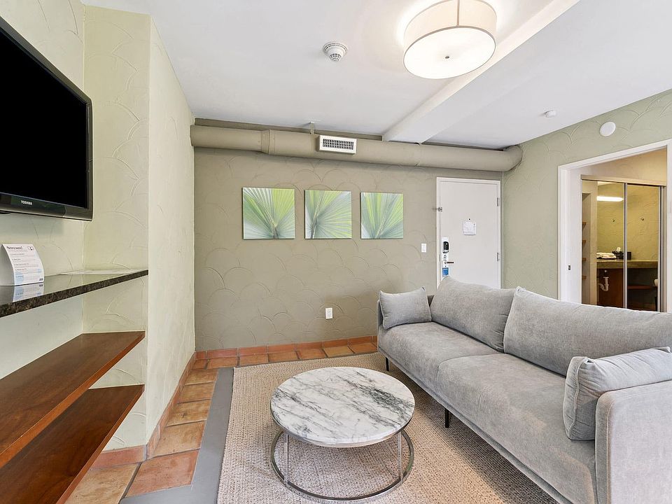 1st image of 405 Espanola Way #Id380677p
