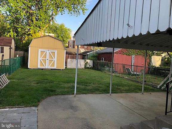 4th image of 7241 Lawndale Ave