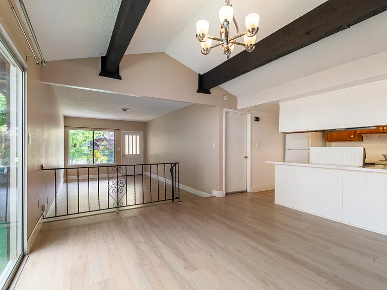 4903 Orchid Way — Photo 3