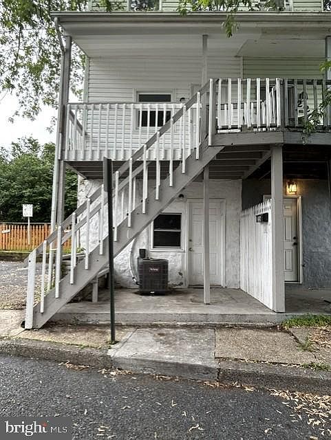 1st image of 226 Mulberry St