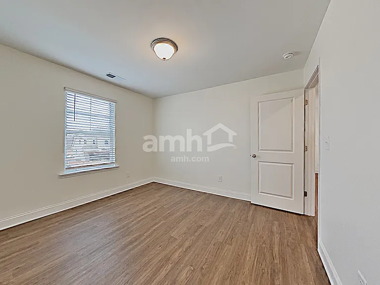 125 Hamilton Park Dr — Photo 29