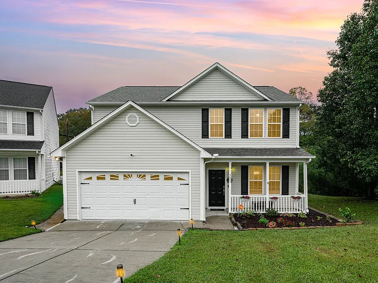 3605 Cold Harbour Dr — Photo 1