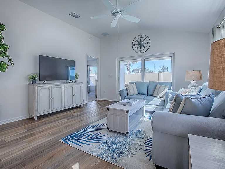 1669 Cadorette Dr — Photo 12