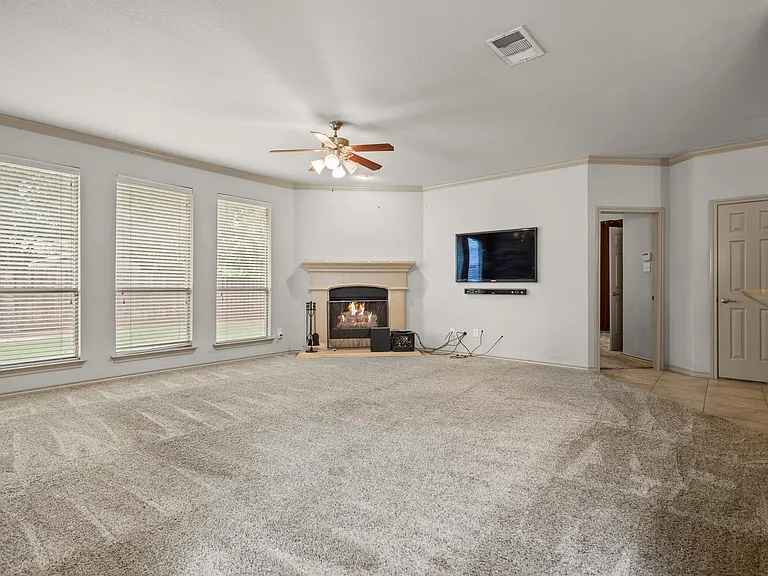 3200 Stonecrop Trl — Photo 7
