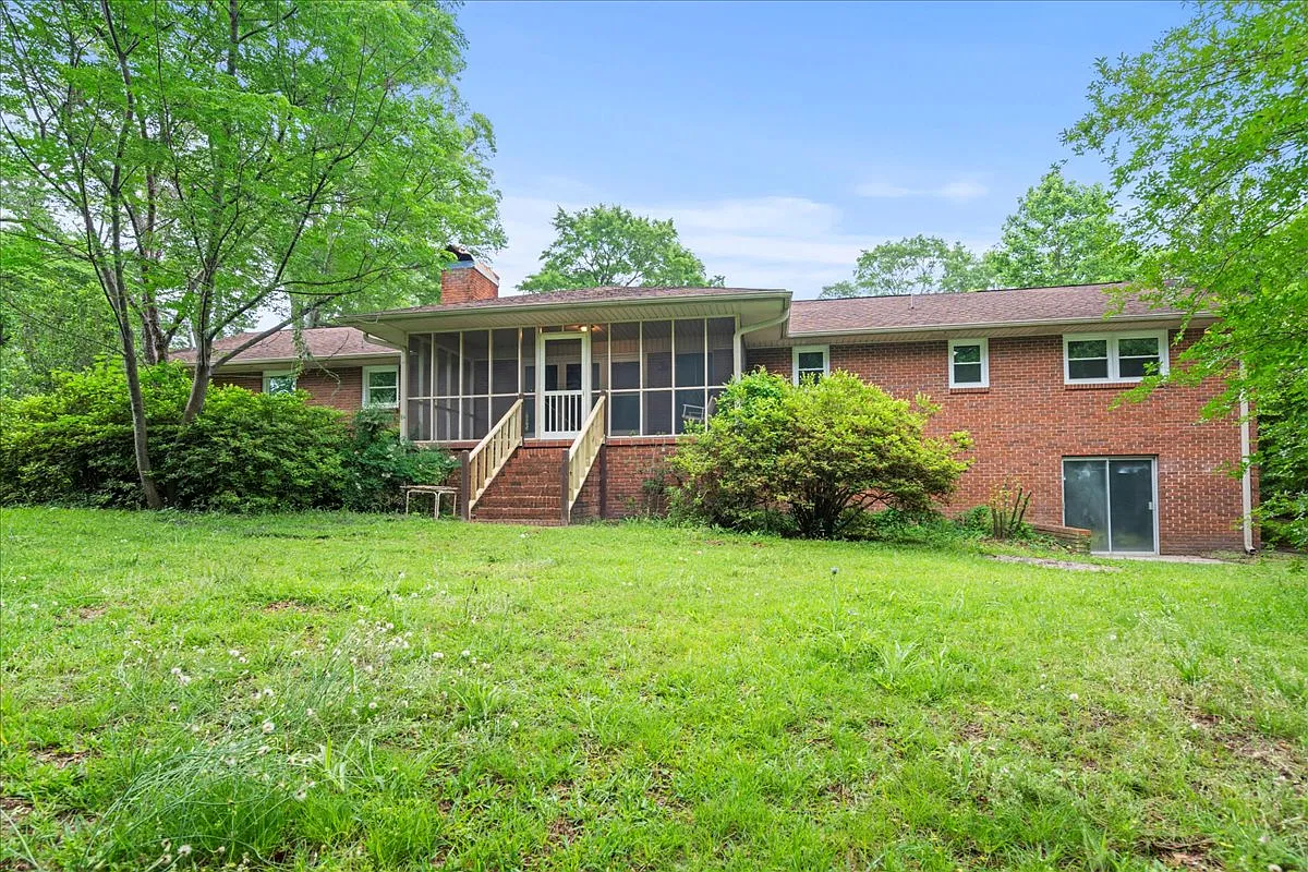 511 Arbor Drive - 1 — Photo 4