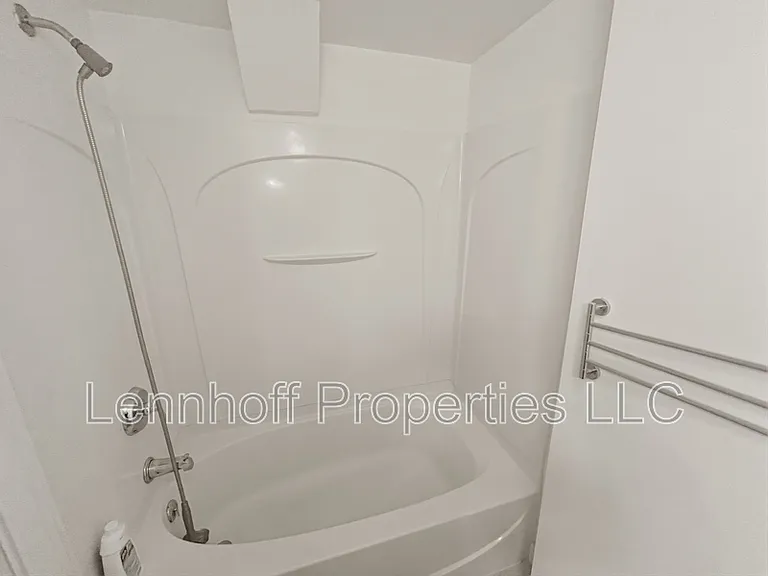 240 Jackson St #309 — Photo 5