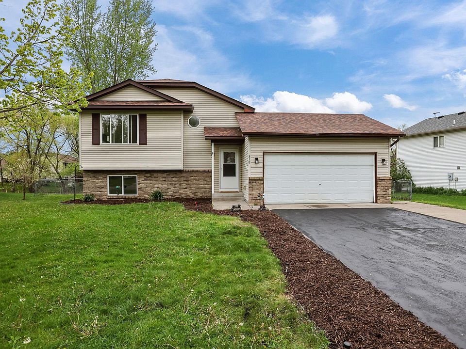 1st image of 518 Horseshoe Ln