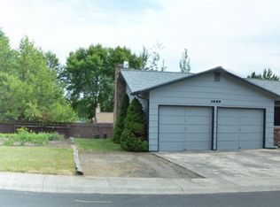 1033 Cayuse Dr, Moscow, ID 83843