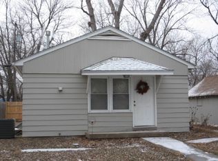 2221 Blaker Dr, Manhattan, KS 66502