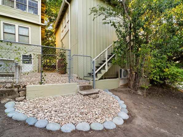 F27, 2902 Hemphill Park #D, Austin, TX 78705