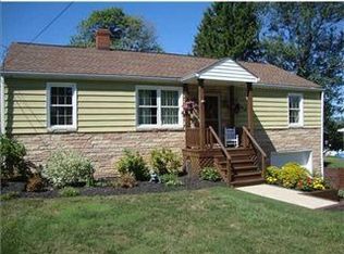 1720 Cottage Ln, Greensburg, PA 15601