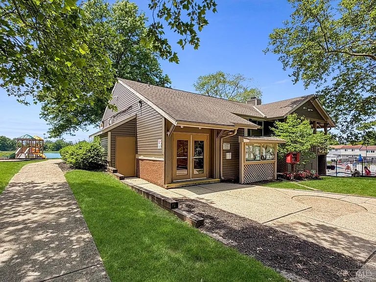 4560 New Market Ct #318 — Photo 30