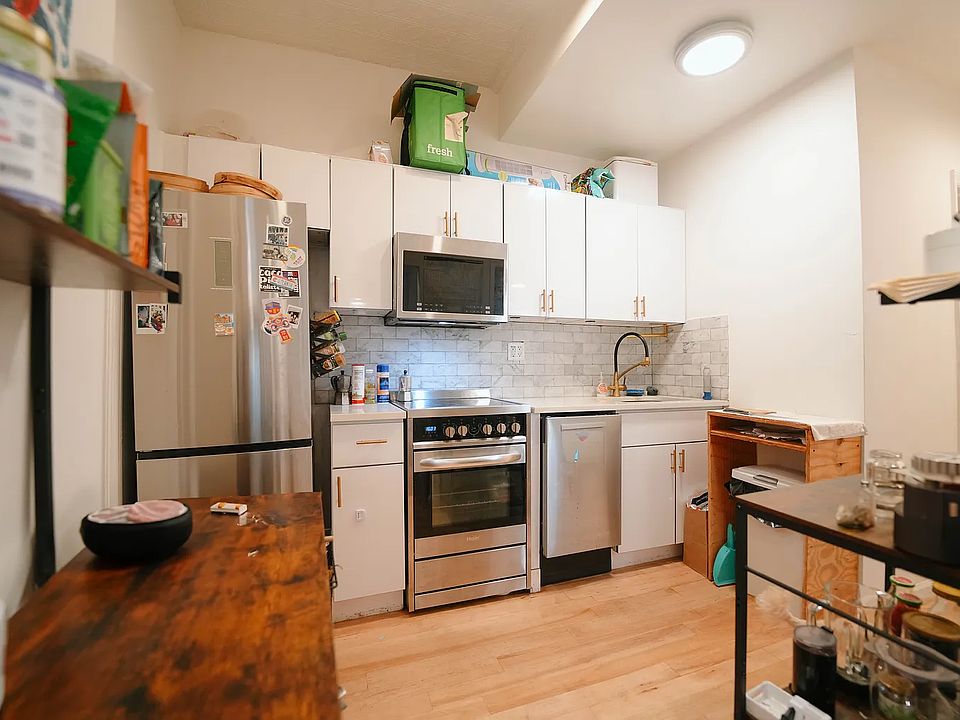 1st image of 190 Norman Ave APT 1L