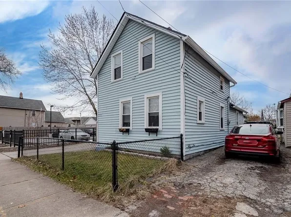 2205 Barber Ave, Cleveland, OH 44113