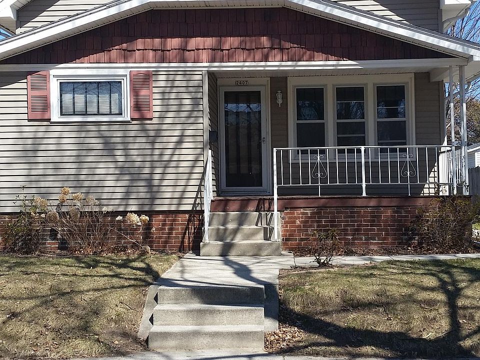 1st image of 2407 S 14th St