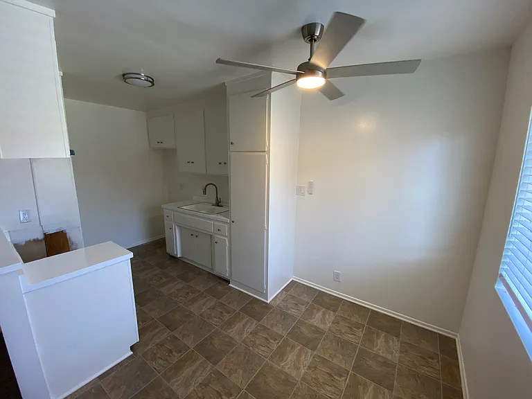 25215 Oak St #21 — Photo 4