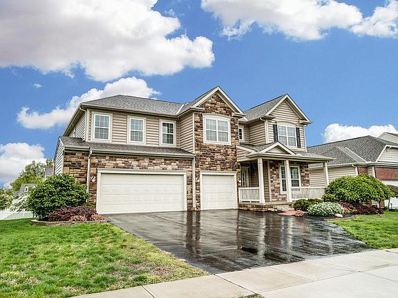 4th image of 1358 Fairway Dr