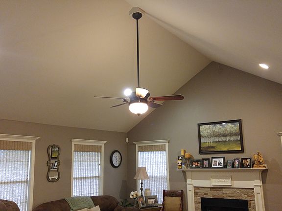 3rd image of 134 Kirkwood Ln