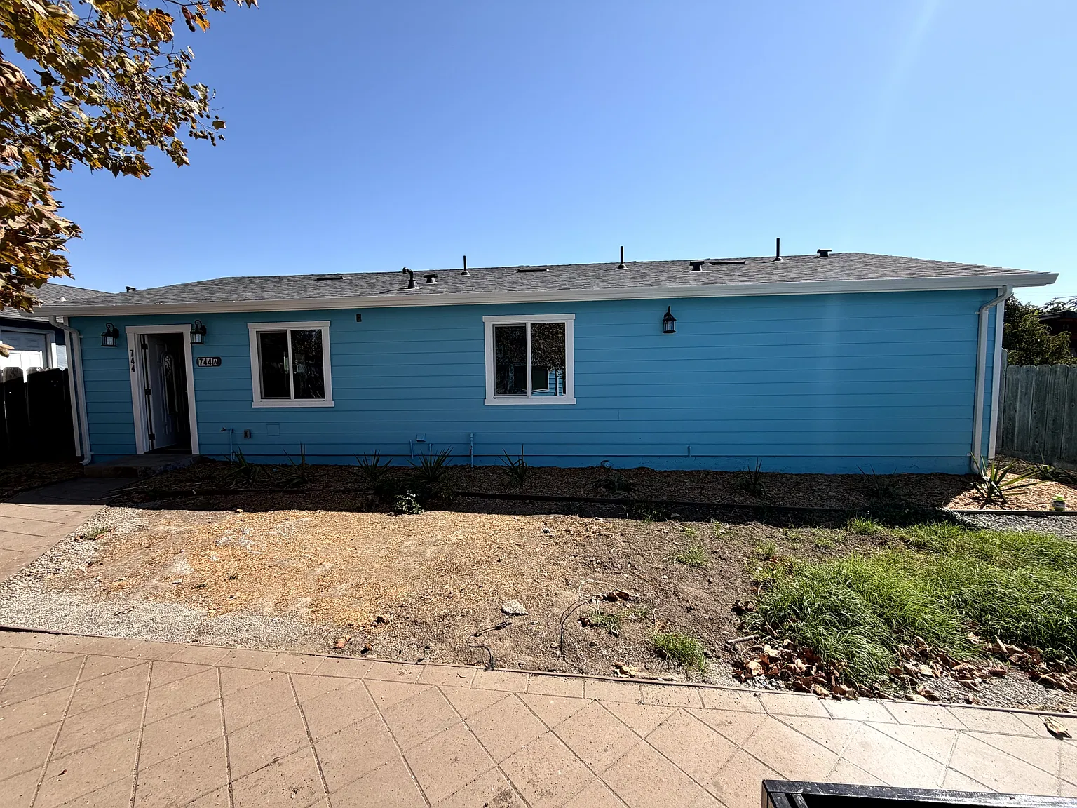 744 Mae Avenue - 1 — Photo 1