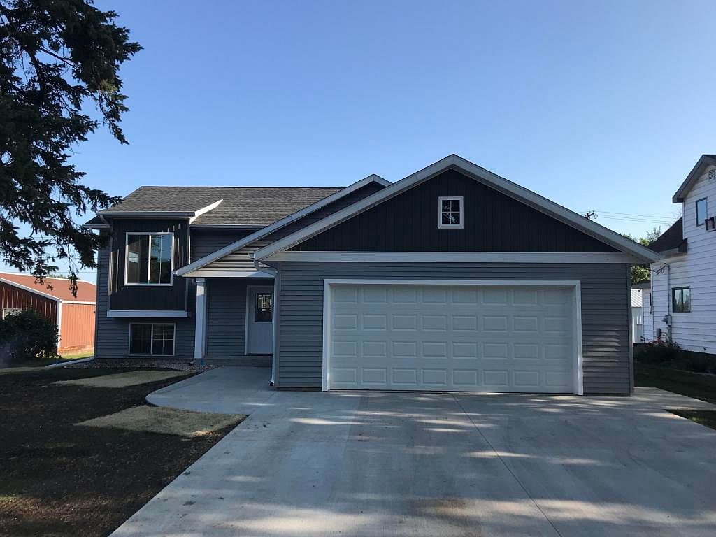 306 Main Ave, Hayti, SD 57241 Zillow