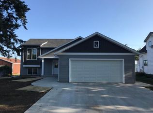 306 Main Ave, Hayti, SD 57241