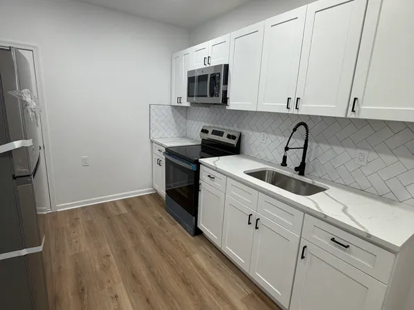 2631 N Napa St, Philadelphia, PA 19132