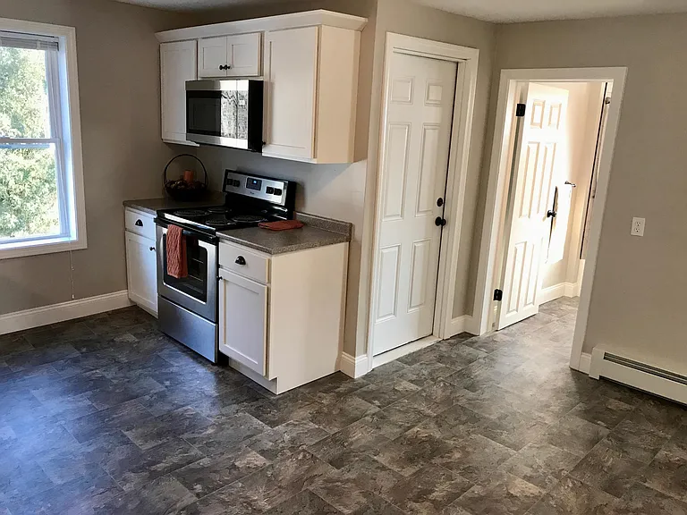 61 West St #61B — Photo 4