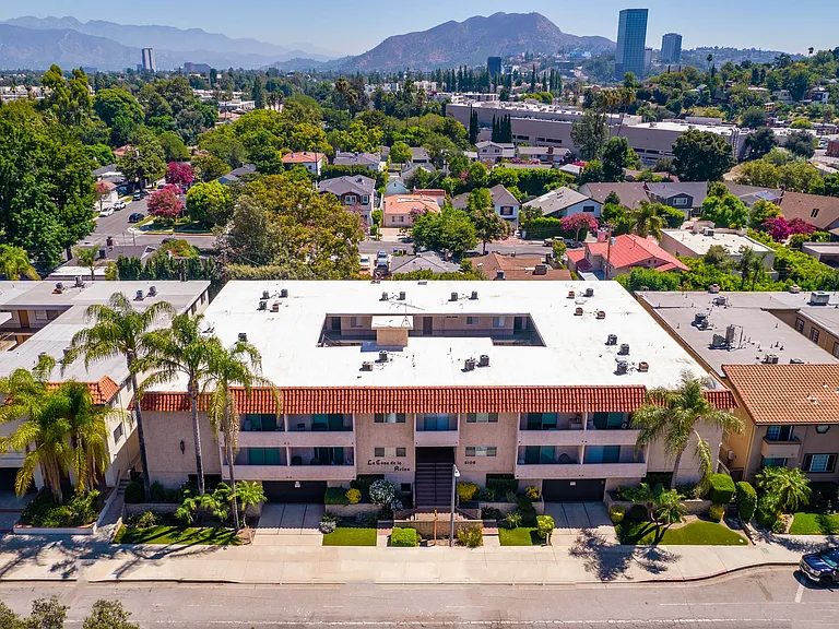 Casa de la Reina- close proximity to Universal City & San Gabriel mountains