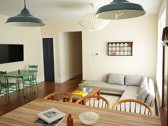 4th image of 818 Buchanan Ave #1
