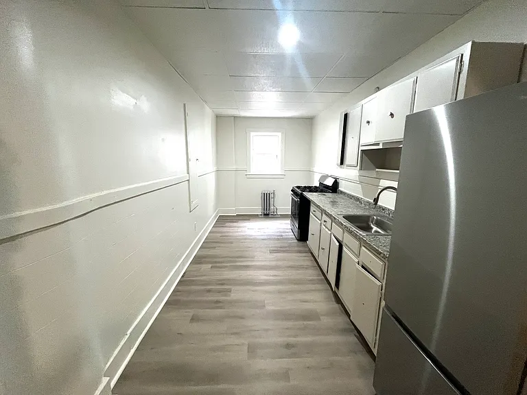 25 Broezel St #203 — Photo 2