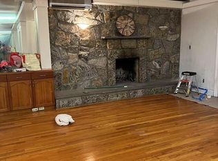 4140 171st St, Flushing, NY 11358