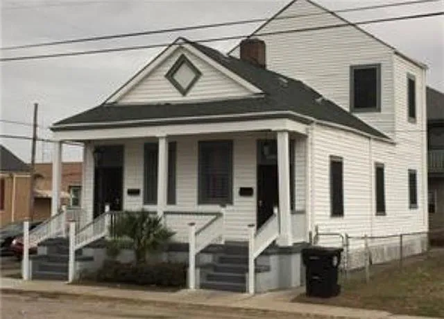 2139 A P Tureaud Ave