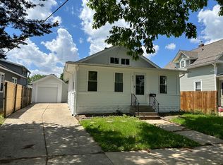 473 S Union St, Aurora, IL 60505