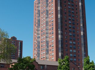626 E State St, Milwaukee, WI 53202