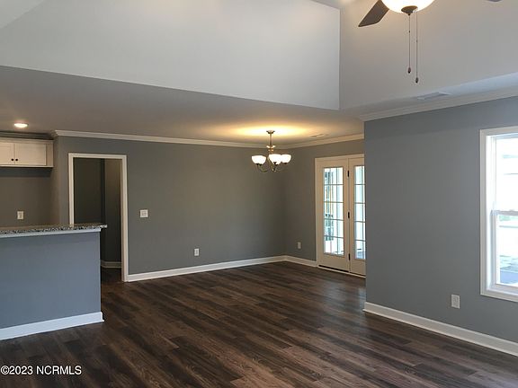 5th image of 6018 Duxbury Court