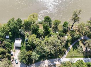 2371 Big Island Rd, Fremont, NE 68025