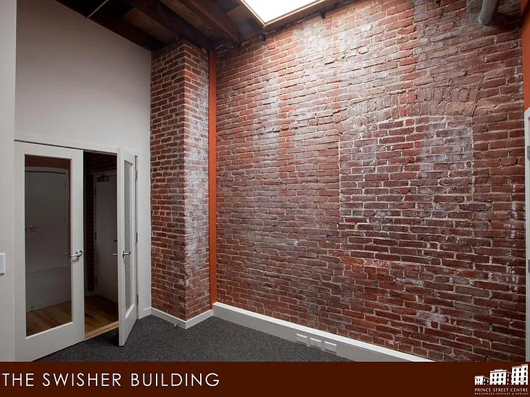 425 N Prince St #305 — Photo 3