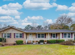 106 Fox Run Dr, Fort Mill, SC 29715