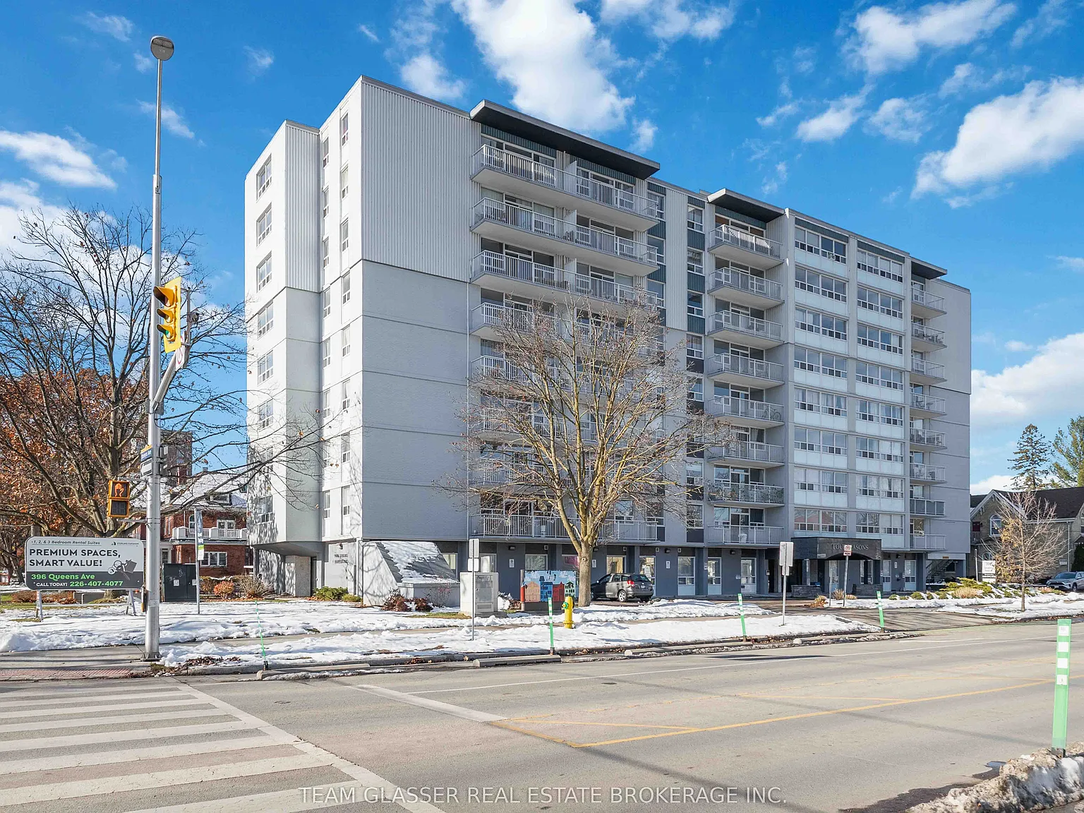 2 bed, $2,041 — Photo 2
