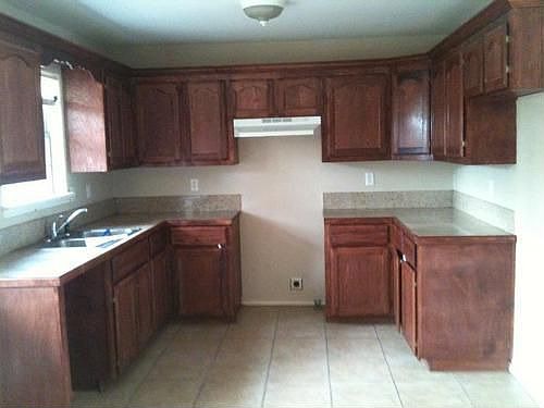 3rd image of 2602 Ailani Cir