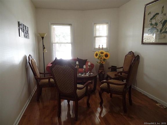 5th image of 619 Capitol Ave