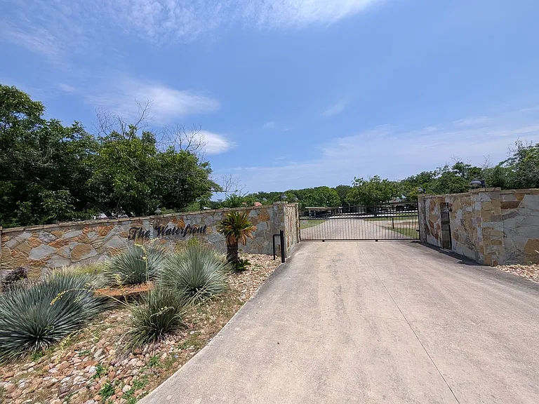 551 Terminal Loop Rd #D5 — Photo 37