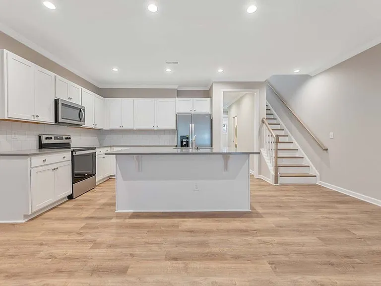 1705 Ballard Dr — Photo 14