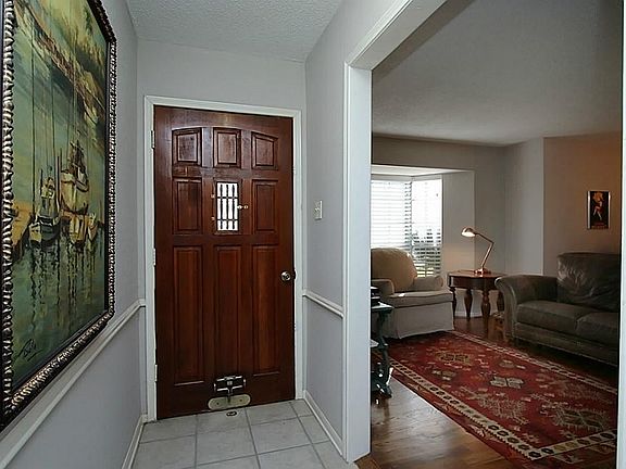 3rd image of 14606 Honeycomb Ln